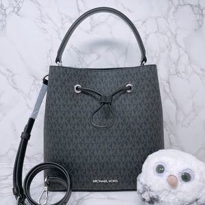 Michael Kors Suri Large Bucket Messenger